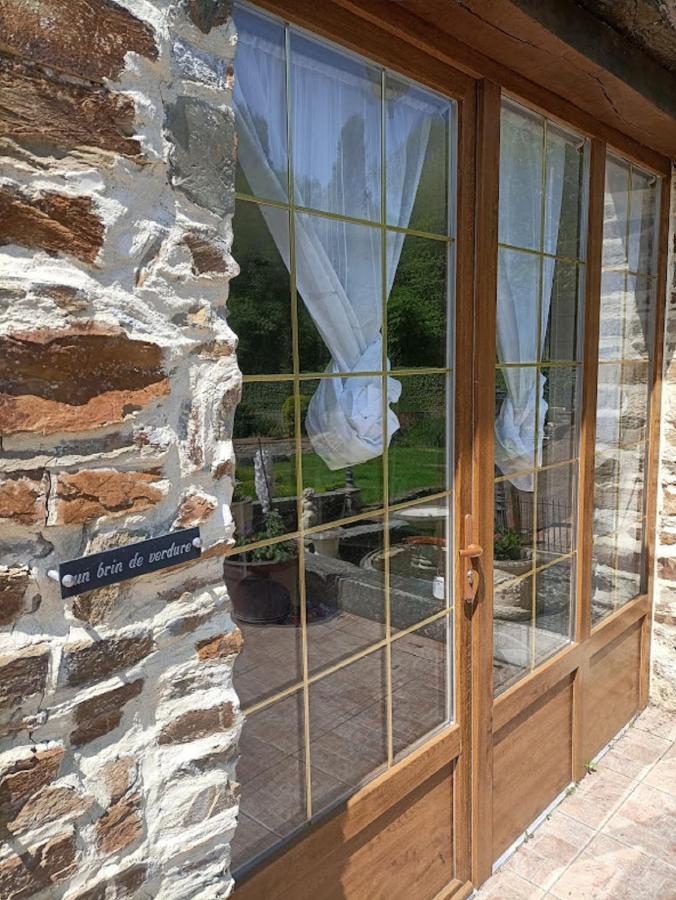 Le Moulin De Benneville Chambres D'Hotes, Petit Dejeuner Compris Cahagnes Exteriör bild