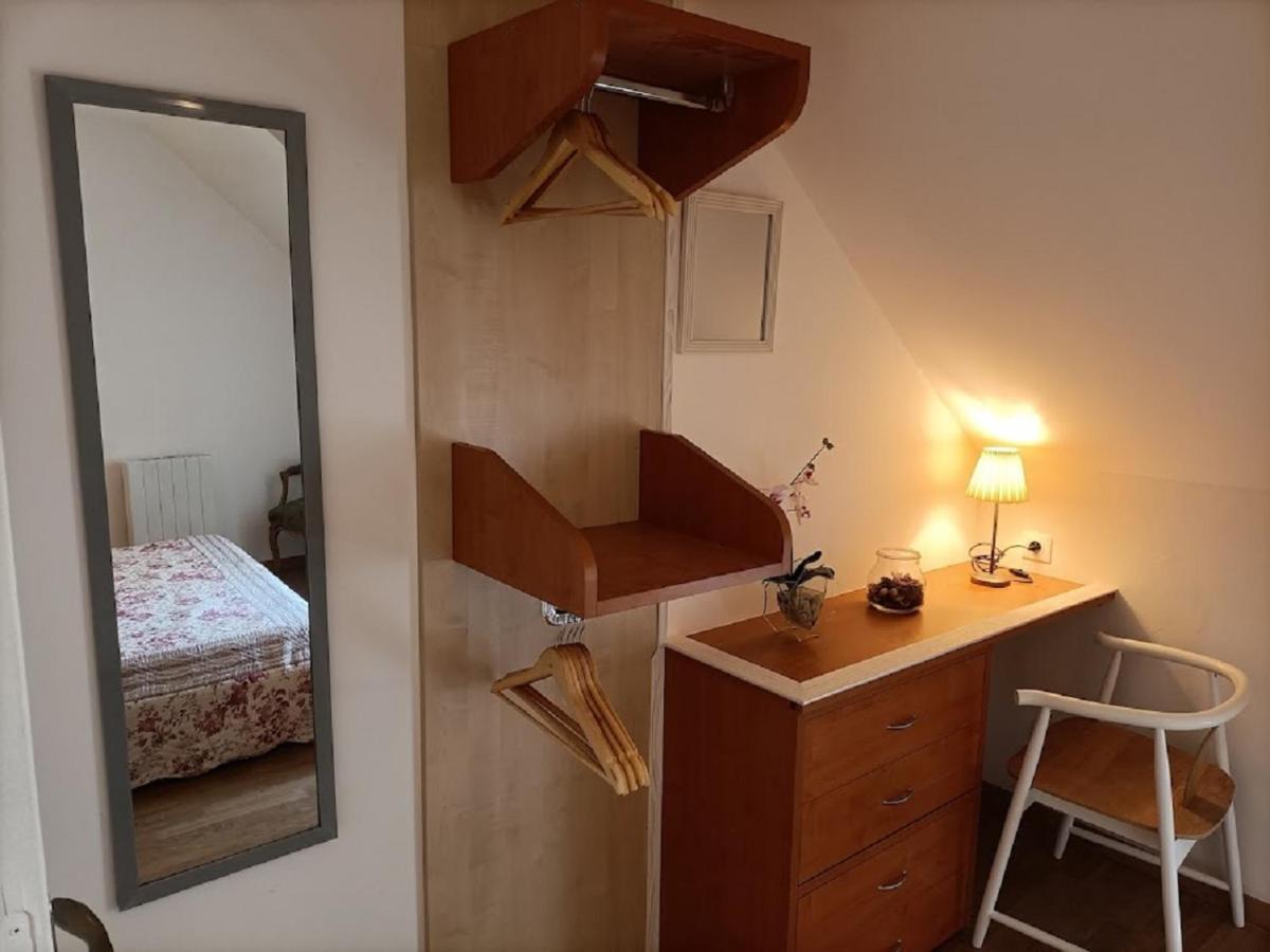Le Moulin De Benneville Chambres D'Hotes, Petit Dejeuner Compris Cahagnes Exteriör bild